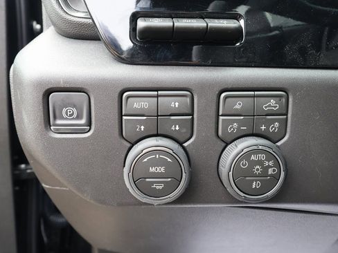 New 2026 Chevrolet Silverado 1500 ZR2 AWD/4WD image 13