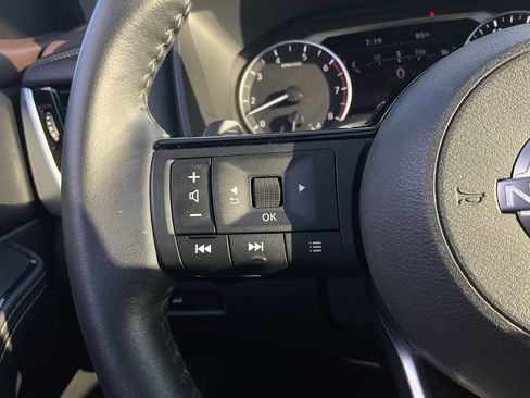 Certified 2023 Nissan Rogue SL w/ SL Premium Package FWD image 28