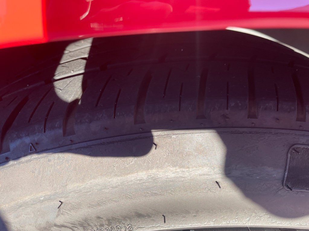 Used 2018 Dodge Challenger R/T RWD image 8