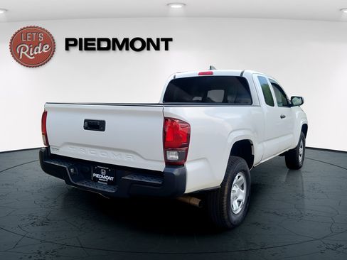 Used 2023 Toyota Tacoma SR RWD image 6