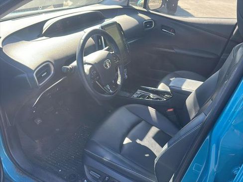 Certified 2022 Toyota Prius Prime XLE FWD image 7