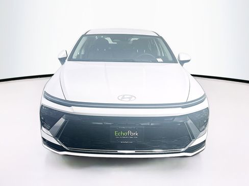 Used 2025 Hyundai Sonata SEL image 2