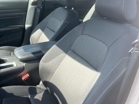 Used 2025 Nissan Altima 2.5 SV FWD image 27