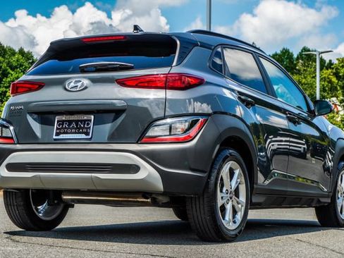 Used 2023 Hyundai Kona SEL FWD image 13