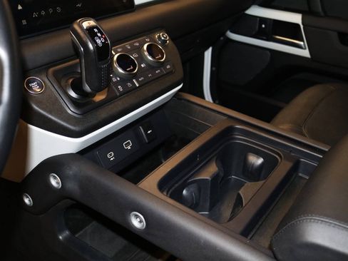 Used 2024 Land Rover Defender 110 S AWD/4WD image 49