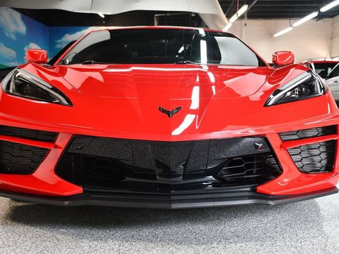 Used 2023 Chevrolet Corvette Stingray Preferred Conv w/ Z51 Performance Package RWD image 17