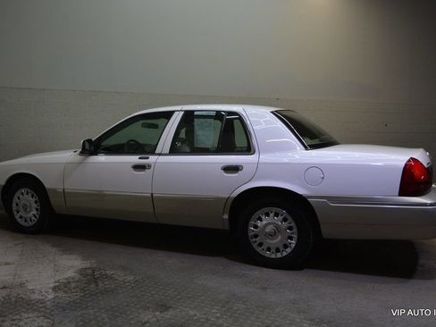 Used 2003 Mercury Grand Marquis GS RWD image 7