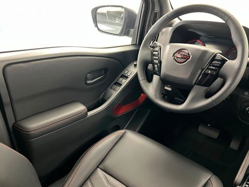 New 2026 Nissan Frontier PRO-4X w/ Pro Premium Package AWD/4WD image 11