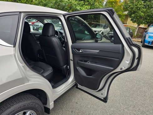 New 2025 MAZDA CX-5 AWD 2.5 S w/ Preferred Package image 27