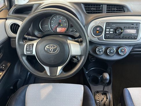 Used 2012 Toyota Yaris LE FWD image 16