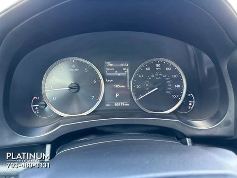 Used 2019 Lexus IS 300 RWD image 9