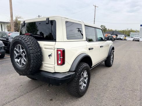 Used 2025 Ford Bronco Badlands AWD/4WD image 9