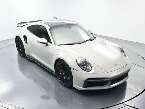 Certified 2022 Porsche 911 Turbo AWD/4WD image 44