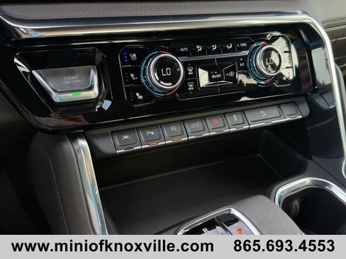 Used 2025 GMC Sierra 1500 Denali AWD/4WD image 30