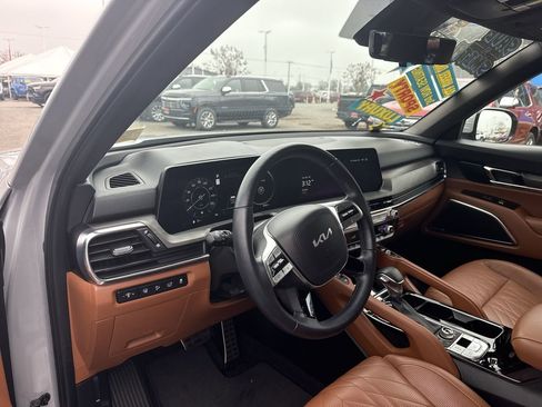 Used 2024 Kia Telluride SX Prestige X-Line image 9