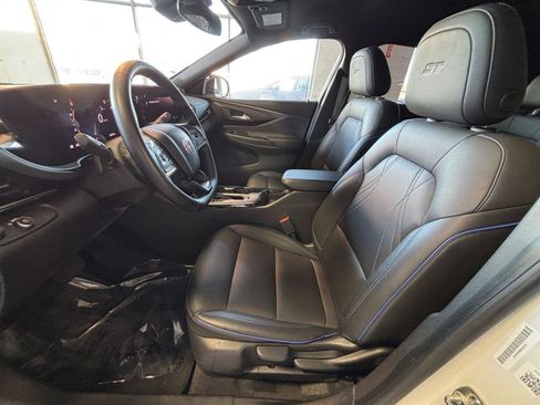 Used 2025 Buick Envista Sport Touring image 27
