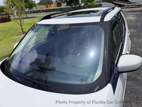 Used 2017 Land Rover Discovery HSE AWD/4WD image 27
