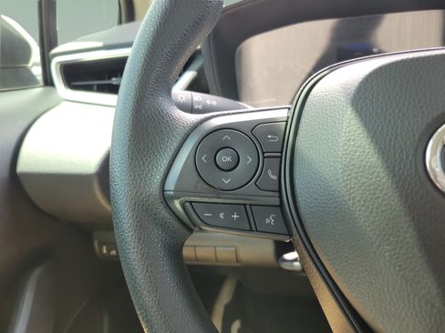 Used 2023 Toyota Corolla LE FWD image 21