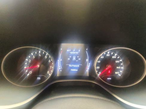 Used 2018 Jeep Compass Sport AWD/4WD image 23