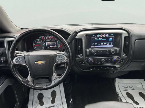 Used 2018 Chevrolet Silverado 1500 LTZ Z71 w/ Redline Edition AWD/4WD image 32