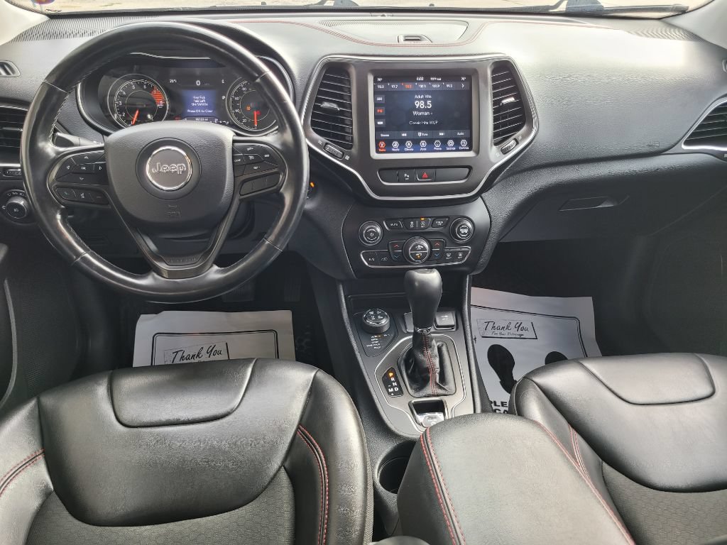 Used 2020 Jeep Cherokee Trailhawk w/ Cold Weather Group AWD/4WD image 47