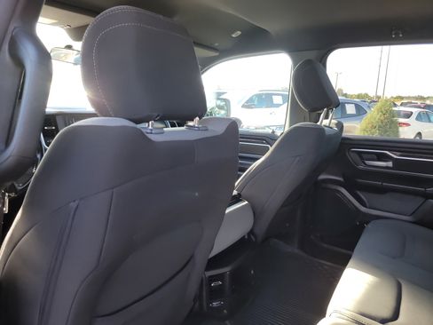Used 2023 RAM 1500 Big Horn image 13
