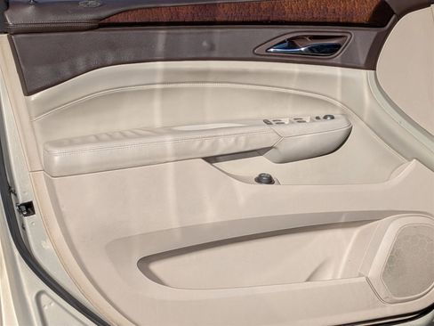 Used 2011 Cadillac SRX Performance image 10