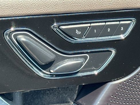 Used 2024 Lincoln Corsair Grand Touring AWD/4WD image 29
