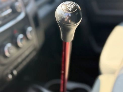 Used 2018 RAM 2500 Tradesman w/ Chrome Appearance Group AWD/4WD image 6