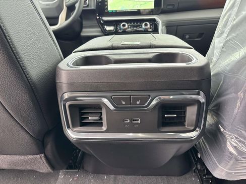 New 2026 GMC Sierra 1500 Denali w/ Technology Package AWD/4WD image 7