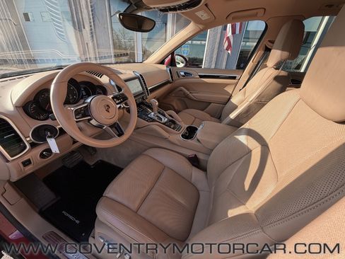 Used 2016 Porsche Cayenne base image 34