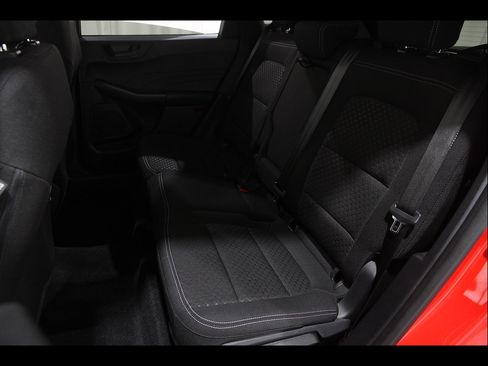 Used 2024 Ford Escape Active w/ Cold Weather Package FWD image 18