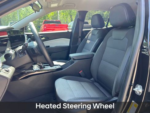 Used 2024 Chevrolet Trax LT w/ Driver Confidence Package image 16