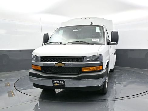 New 2025 Chevrolet Express 3500 w/ Power Convenience Package RWD image 2