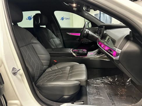 Used 2024 BMW 760i xDrive 760i xDrive Sedan 4D w/ Premium Package image 25