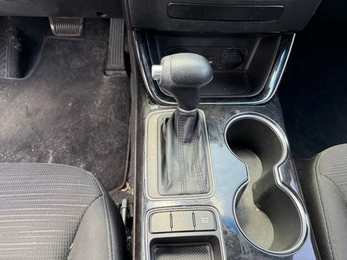 Used 2014 Kia Sorento LX FWD image 26