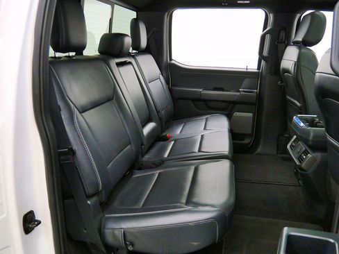 Used 2025 Ford F150 Lariat AWD/4WD image 19