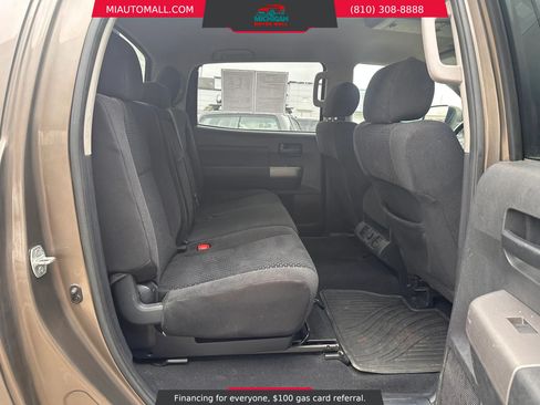 Used 2013 Toyota Tundra 4x4 CrewMax w/ Tow Pkg image 20