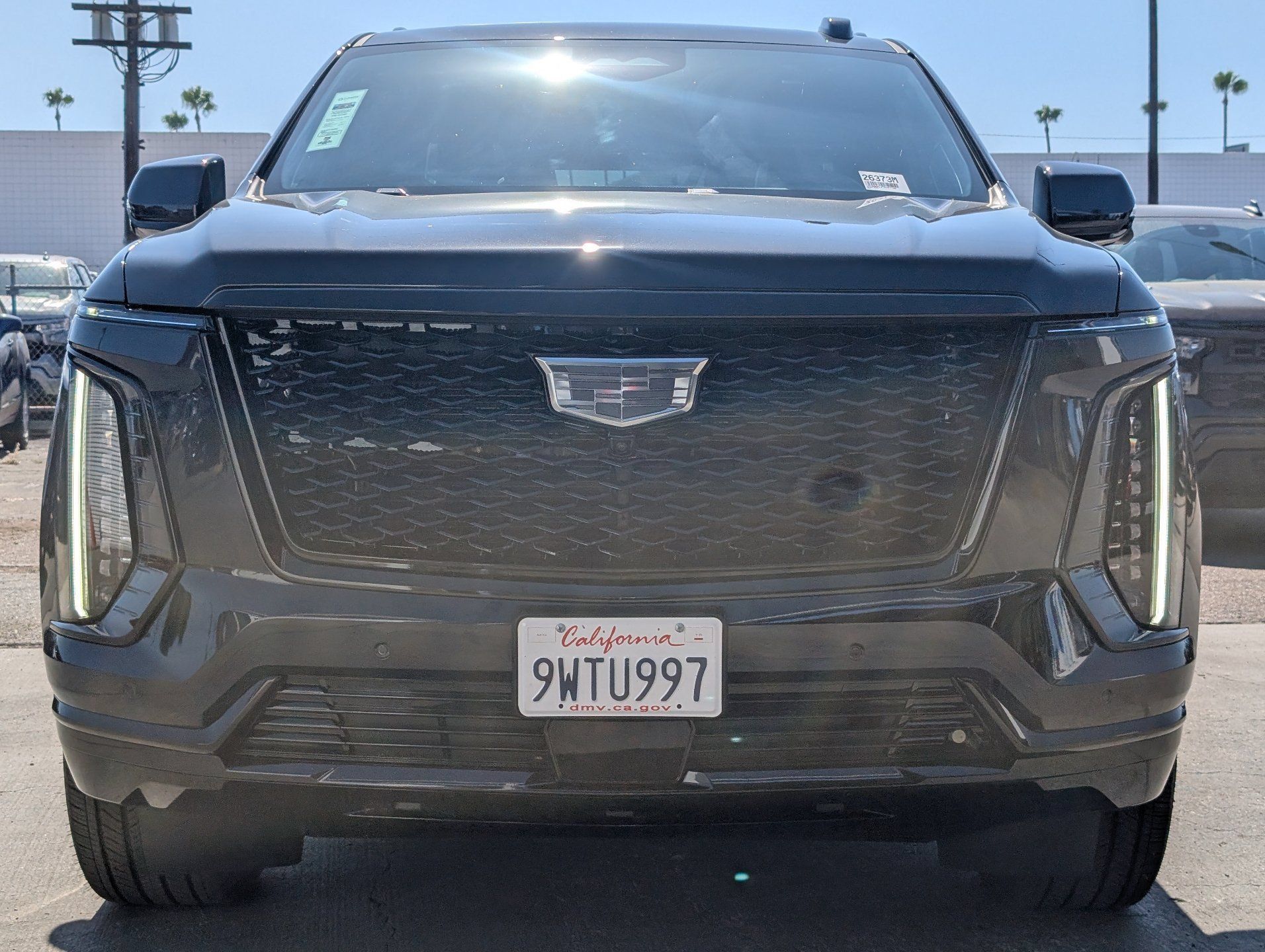 Used 2026 Cadillac Escalade Platinum Sport w/ LPO, ONYX Package AWD/4WD image 5