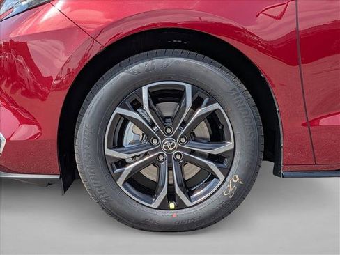New 2026 Toyota Sienna Platinum AWD/4WD image 10