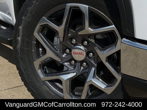 New 2026 GMC Sierra 1500 SLT AWD/4WD image 9