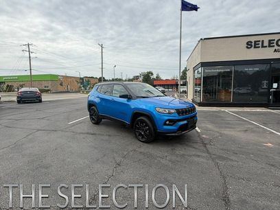 Used 2023 Jeep Compass Latitude w/ Convenience Group