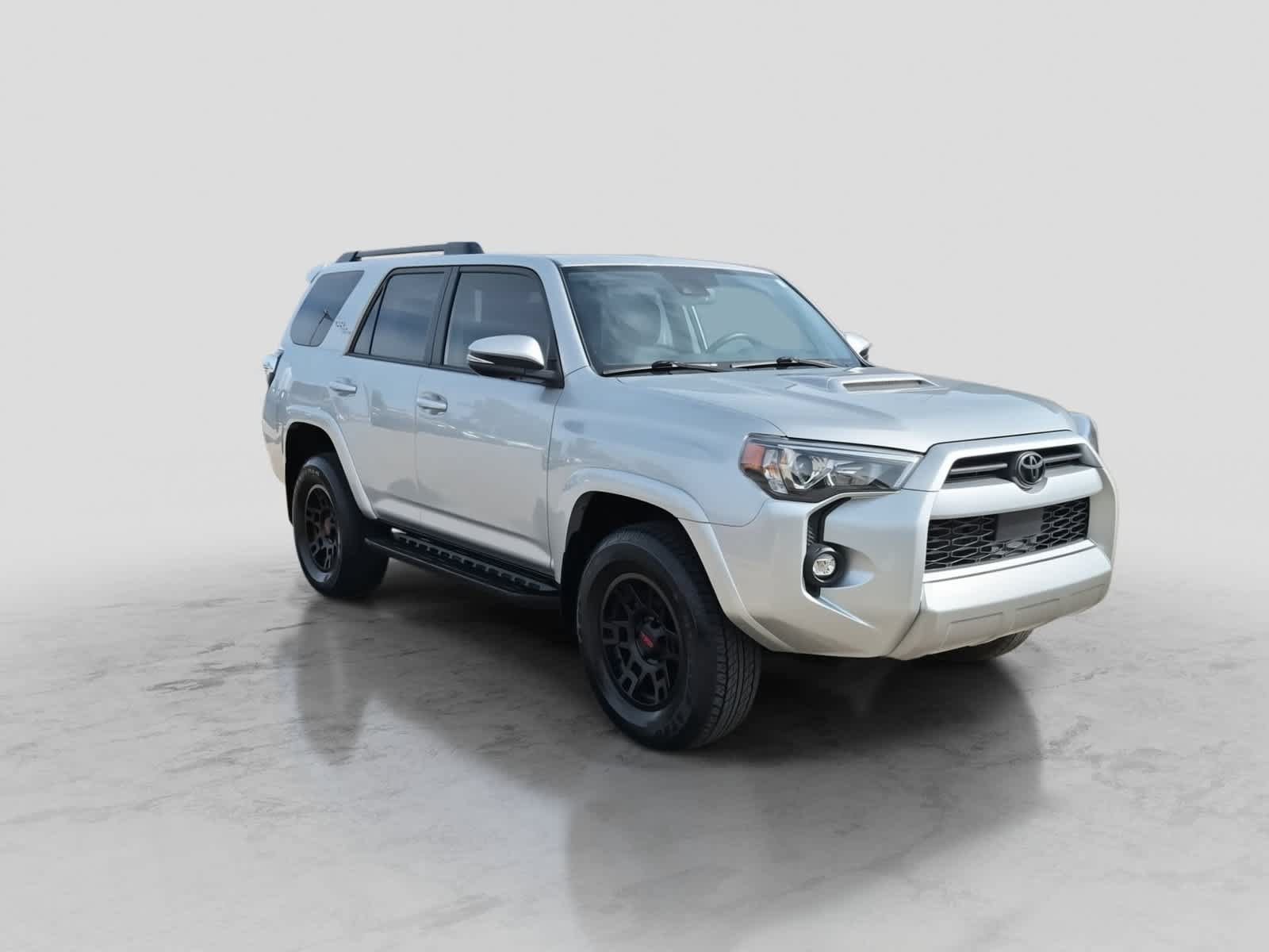 Used 2024 Toyota 4Runner TRD Off-Road Premium w/ Moonroof Package AWD/4WD image 2