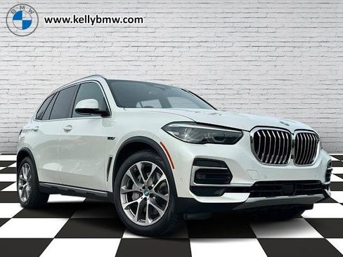 Certified 2022 BMW X5 xDrive45e image 1