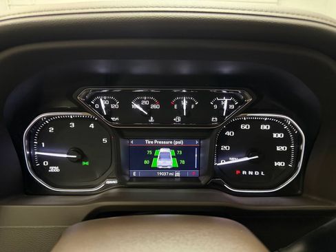 Used 2023 GMC Sierra 3500 SLT AWD/4WD image 21