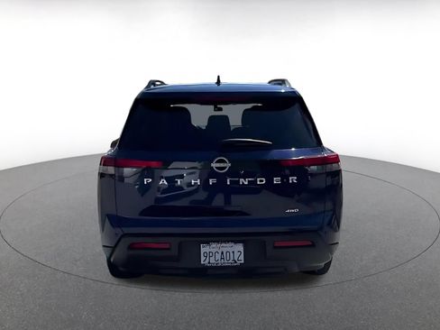 Used 2025 Nissan Pathfinder SV AWD/4WD image 10