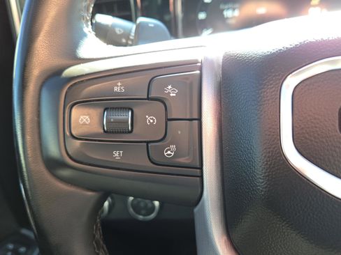 Used 2023 GMC Sierra 1500 SLT w/ SLT Premium Package image 29