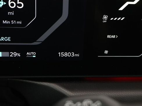 Used 2024 Kia EV9 GT-Line image 14