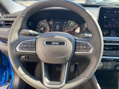 New 2026 Jeep Compass Latitude AWD/4WD image 19
