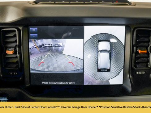 Used 2023 Ford Bronco Badlands AWD/4WD image 9
